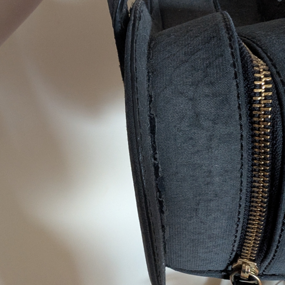 Vivienne Westwood Black Heart Crossbody Bag - Modified Exterior - Picture 16 of 17